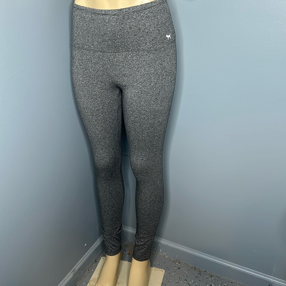 Pink Victoria Secret women’s yoga Heather gray leggings size M